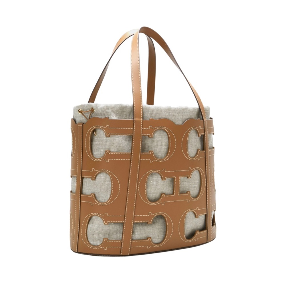 Carolina Herrera Doma Insignia Cut Out Large Shoulder Bag